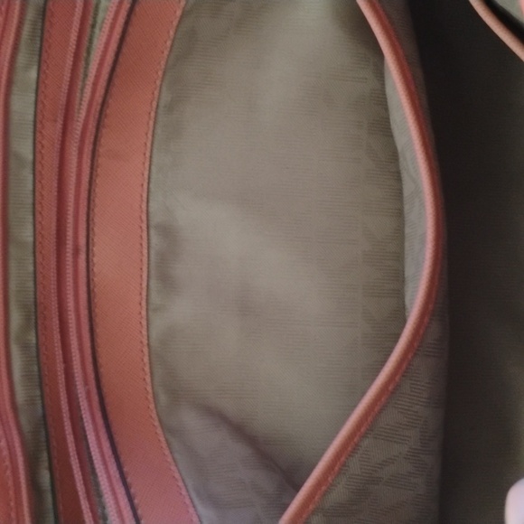 Michael Kors large rare Jet Set coral leather tote/shoulder bag - Picture 11 of 15